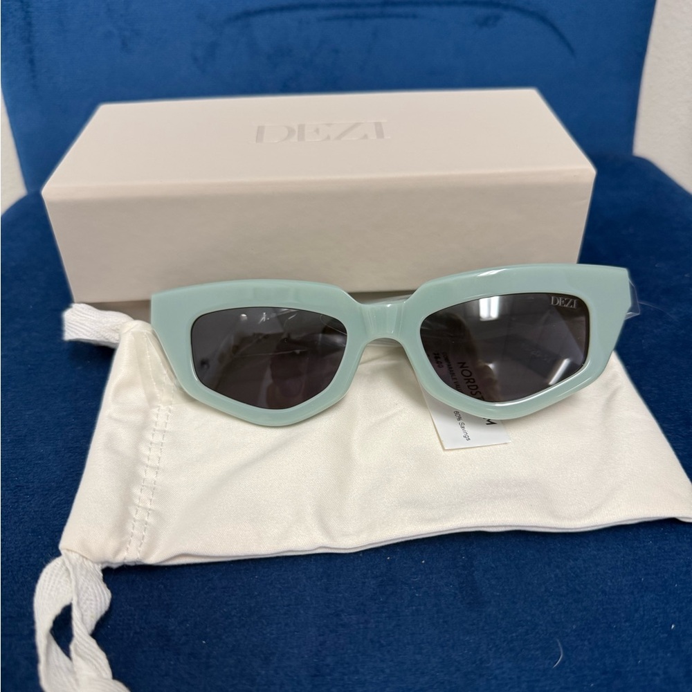 DEZI NEW with Tags On Read 44mm Jade Sunglasses - Made in Italy - Imported - Picture 8 of 9